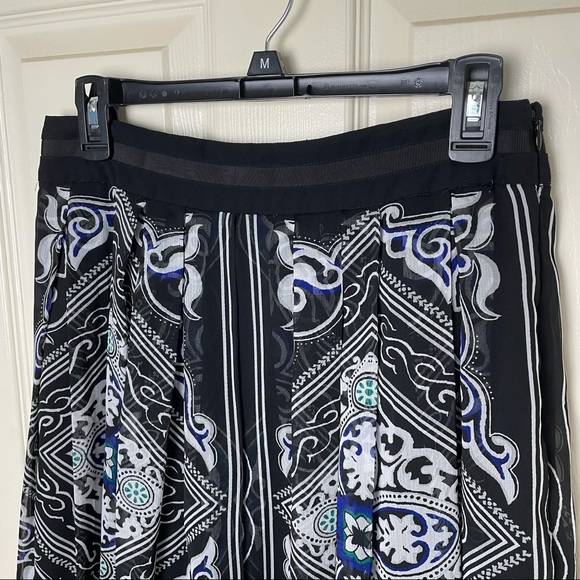 WHBM Black Paisley Skirt Size 6 White House Black Market - Picture 2 of 9